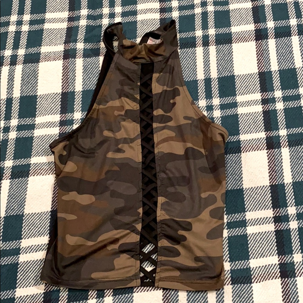 Army color crop top